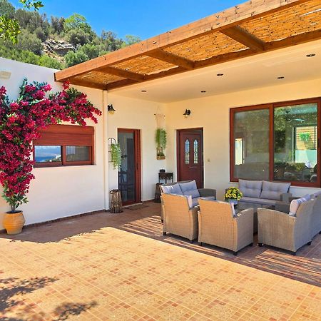 Villa Balcony, Cozy Villa With Amazing View Rodhiá المظهر الخارجي الصورة