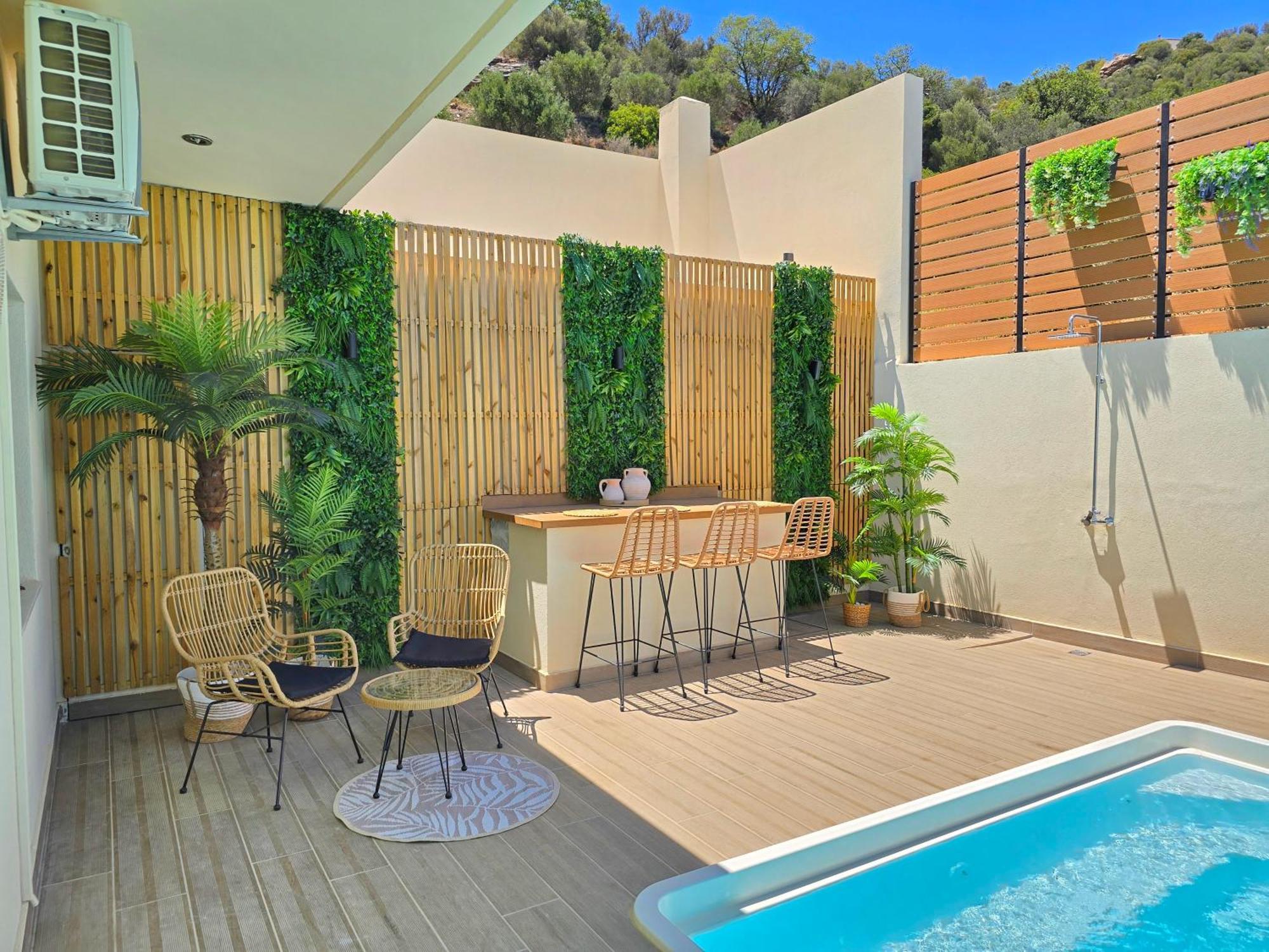 Villa Balcony, Cozy Villa With Amazing View Rodhiá المظهر الخارجي الصورة